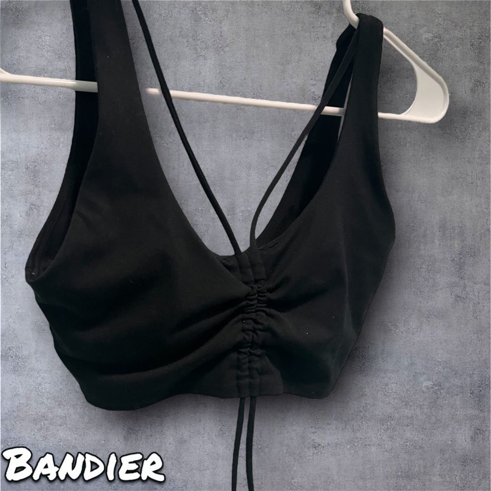 Preowned Women's Bandier Something Navy x Bandier Sports Bra - Black XS - Picture 4 of 8